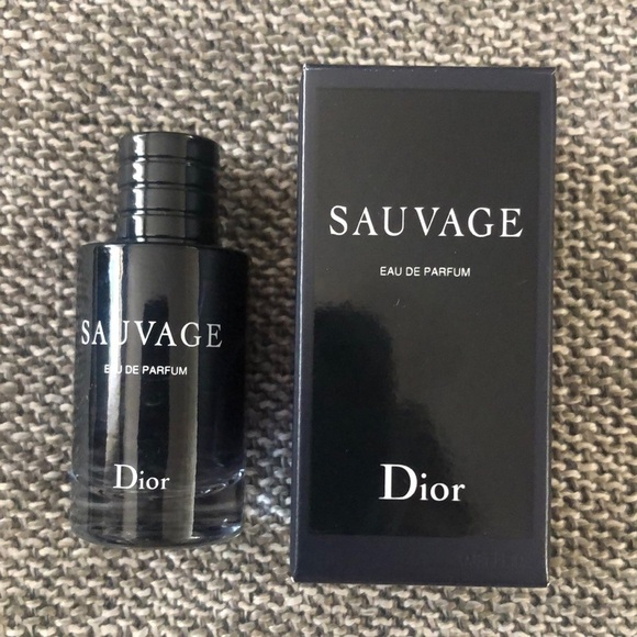 DIOR Men’s SAUVAGE Eau De Parfum 10 ml 0.34 FL OZ MINIATURE VIP GIFT - Picture 3 of 11